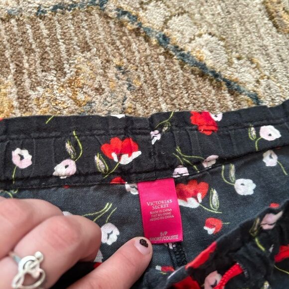 Victoria's Secret Black and Red Pajama Set - Picture 5 of 6